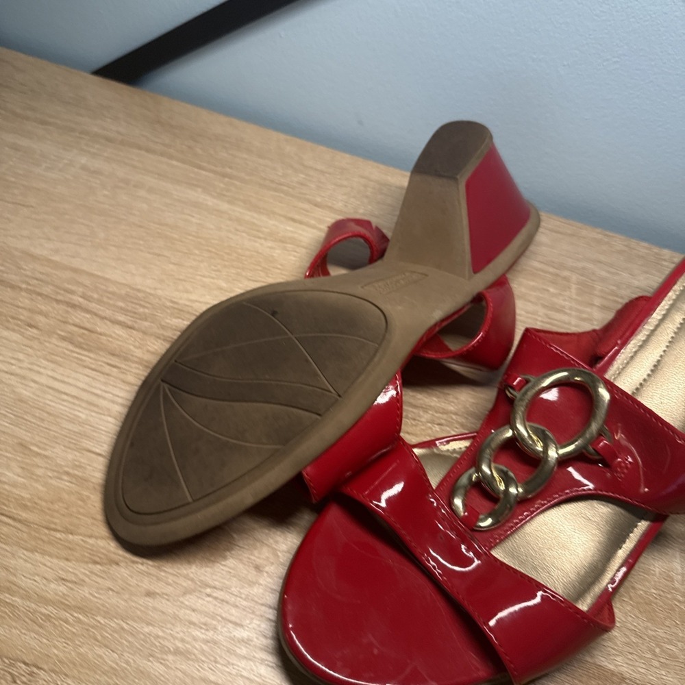 comfort plus by Predictions Red Patent Slingback Sandals with Gold Chain - Picture 7 of 7